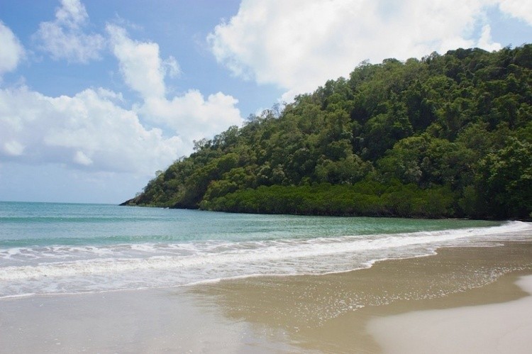 Baxtsizlik burnidagi plyaj , Kvislend, Avstraliya