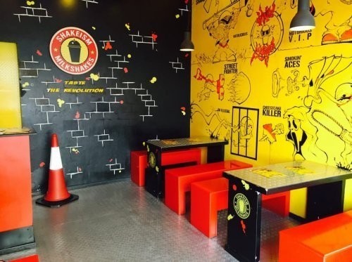 13. "Sheykizm" (Shakeism) (sutli kokteyllar)