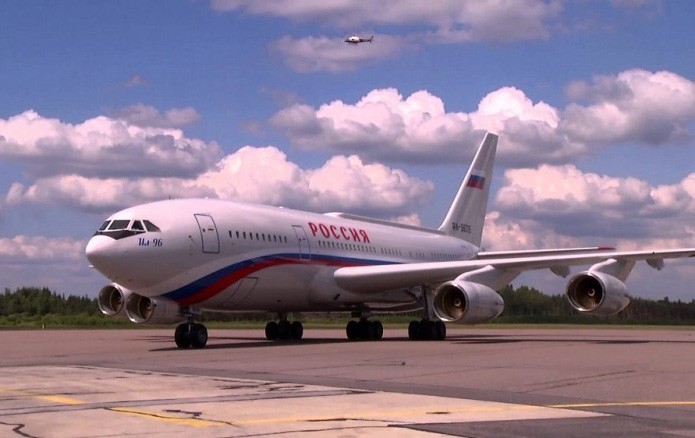 19.IL-96-300 – Rossiya