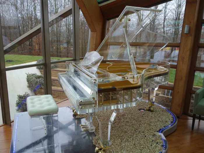 18. “Katta kristall” fortepyanosi