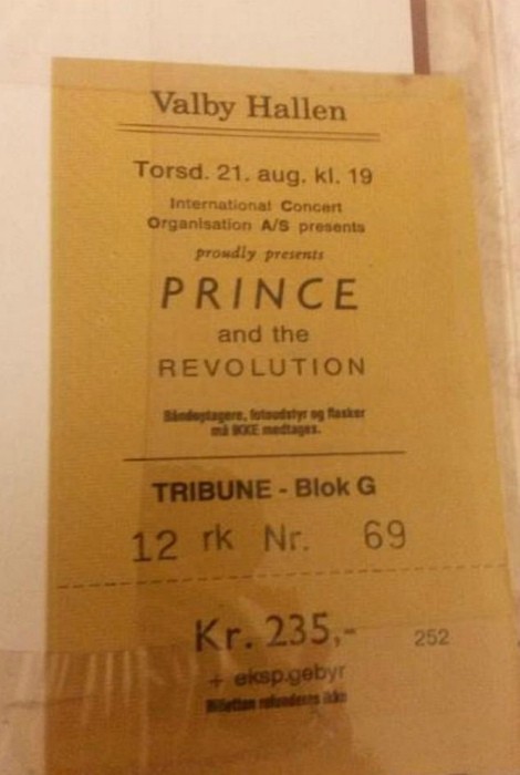 11. Kitob ichida qolib ketgan chipta