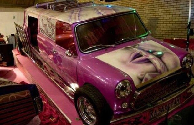 Mini-limuzin – 1,35 million dollar