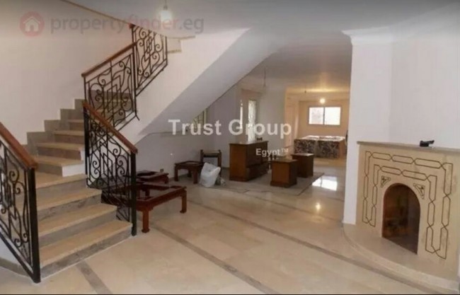 Kohira, Misr - 1013 dollar. 