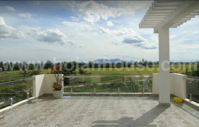 Xoyan, Vyetnam - 900 dollar. 