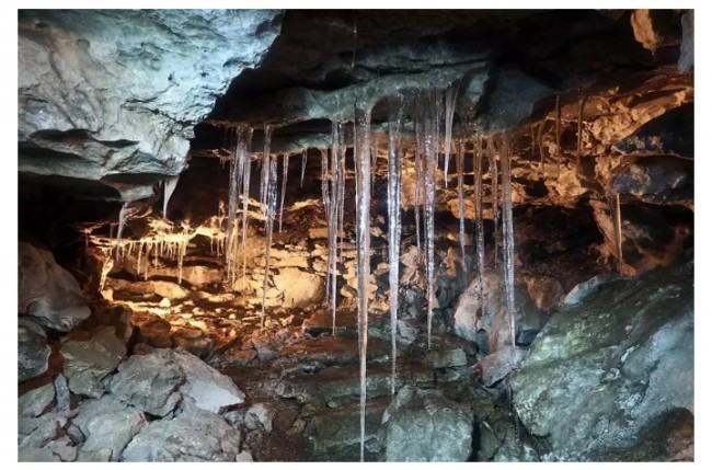 7. Kungurning muzlik g'ori, Perm' o'lkasi