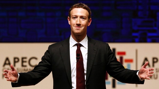 Facebook asosichisi va bosh direktori 30 000 AQSH dollari nahridagi  “Golf”da xarakatlanadi.