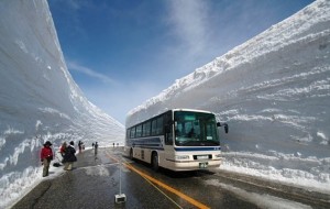 20 metr balanndlikga ega bo'lgan qorli koridor