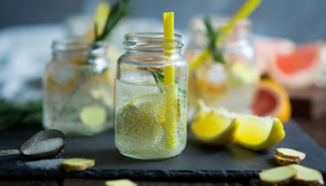 Qanday qilib uy sharoitida mazali gazlangan limonad tayyorlash mumkin