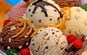 Qiziqarli taom: “Shirinroq o’ylab topib bo’lmaydi” hayot davomida bir marotaba bo’lsa ham ta’tib ko’rish kerak bo’lgan, muzqaymoq uchun 11ta to’ldiruvchi