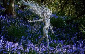 Qiziqarli dunyo: Robin Uayt tomonidan yaratilgan pari haykallari