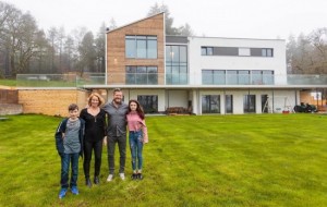 Nemischa sifat va tezkorlik: ular 3 qavatli uyni atigi 4 kunda qurib bitkazdilar!