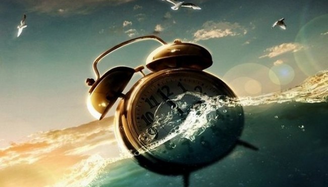 Budilniklar bo’lmagan paytlarda odamlarga uyg’onish uchun yordam bergan 7 usul