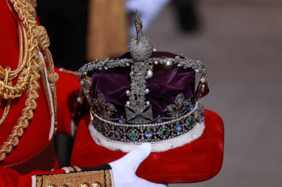 Insoniyat tarixidagi eng yosh qirol kim?