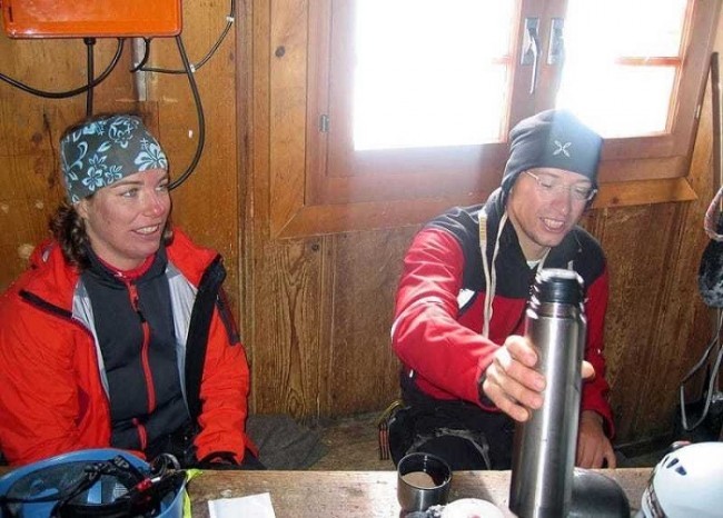 Toliqqan alpinistlar Solve kulbasida dam olishlari mumkin. 