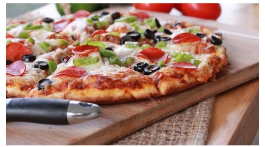 Duxovka tez tayyor bo'ladigan pissa