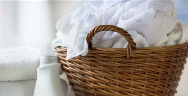 Oq rangli buyumlar rangini saqlash