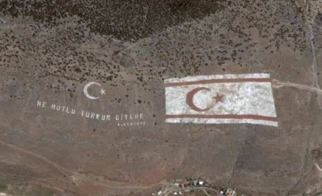 Kiprda bahaybat turk bayrog’i