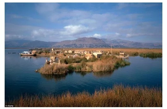 14. Suzib yuruvchi orollar, Boliviya va Peru. 