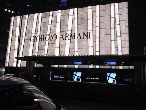 20. Armani