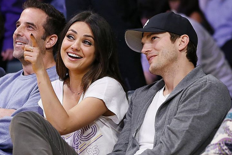 Mila Kunis va Eshton Katcher
