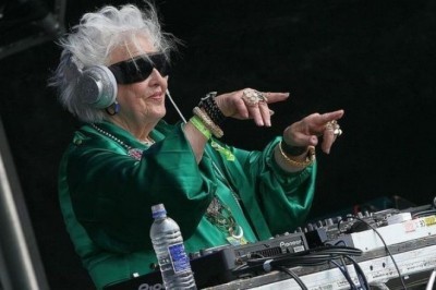 Bu qariyalar sizning yoshga oid steriotiplaringizni yo'q qilib yuboradilar.