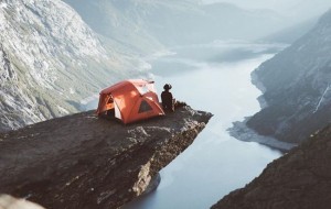 Qanday, qanday qilib bunday joylarda shirin uyquga ketish mumkin? Ularni qo’rquvini olib tashlashganmi?