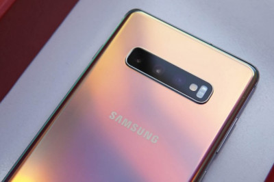 Orqa tomonida 5 ta va old qismida 1 ta kamera: Samsung Galaxy S11 birinchi namoyishda ko'rsatildi