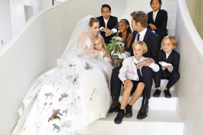 Klassik to'y libosidan voz kechgan va bu qaroridan sira ham afsuslanmagan mashhurlar